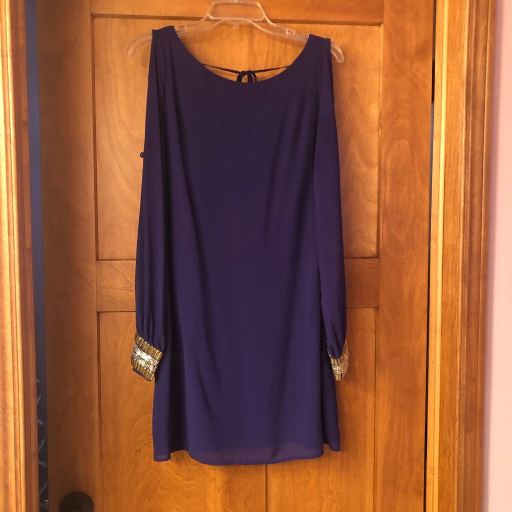 Long sleeve shift dress